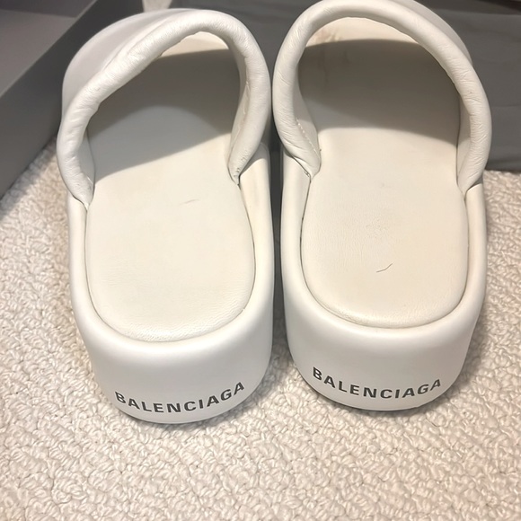 BALENCIAGA White Lambskin Platform Sandals EU 38 US 8 Org $850 - Picture 2 of 5